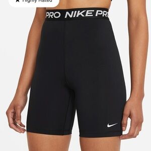 Nike 365 short high rise  7”